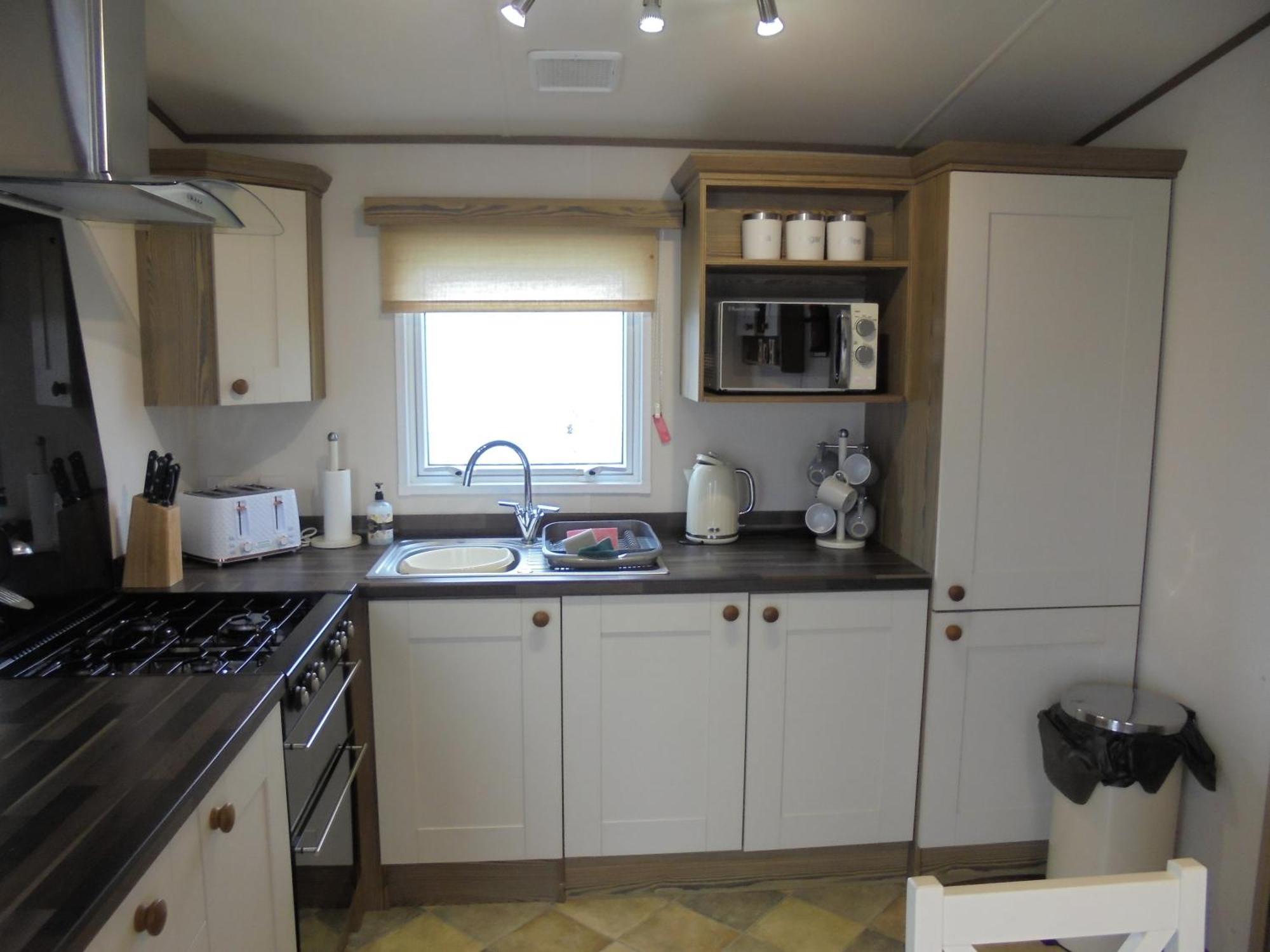 The Grange Ingoldmells: Elan 6 Berth, Central Heated, Wrap Around Decking Экстерьер фото