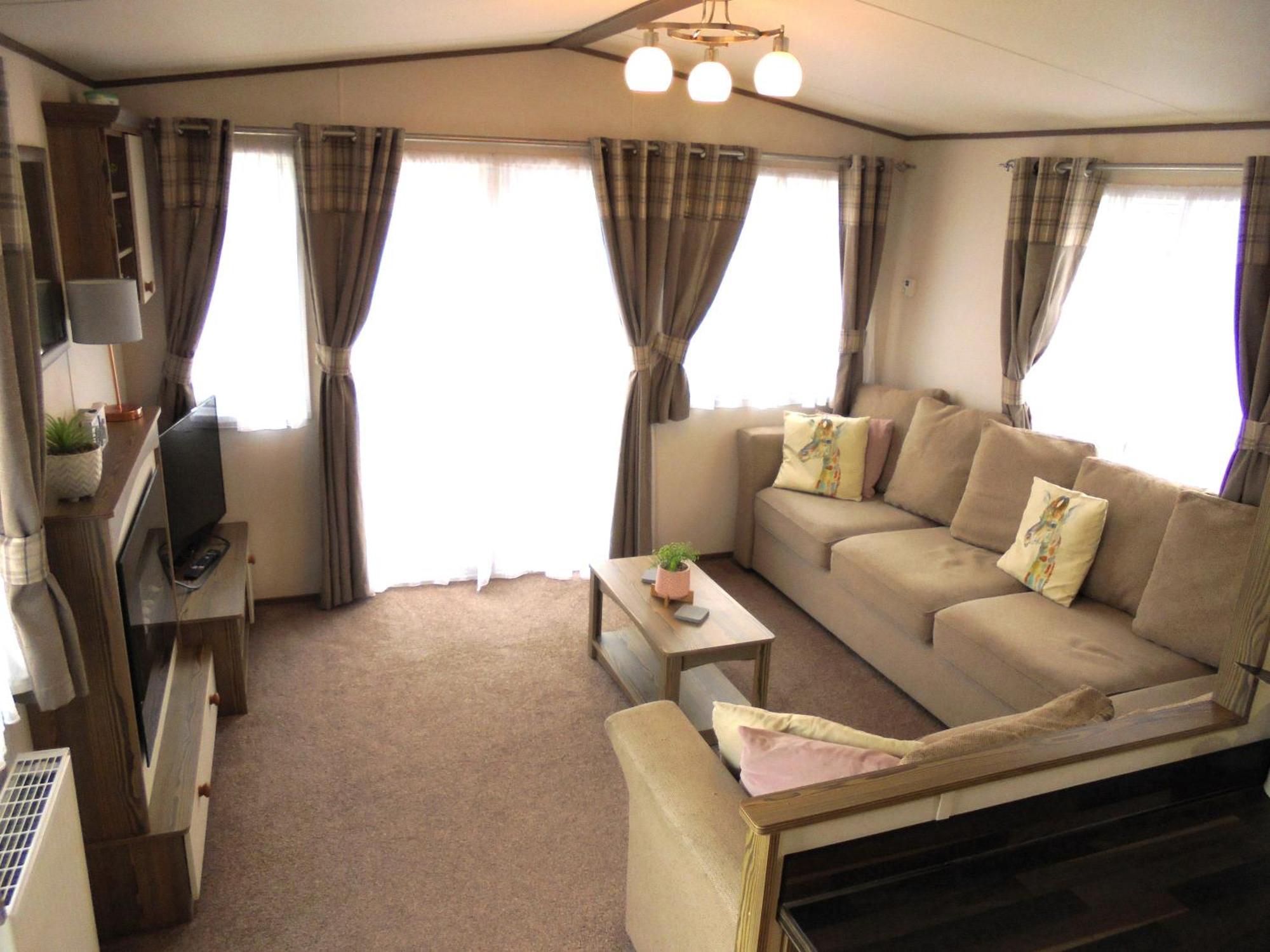 The Grange Ingoldmells: Elan 6 Berth, Central Heated, Wrap Around Decking Экстерьер фото